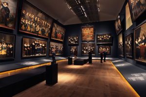Van de Gouden Eeuw in de Hermitage tot aan Amsterdam's modern Dutch Design! Een blog van Holland Design & Gifts op: https://shop.holland.com